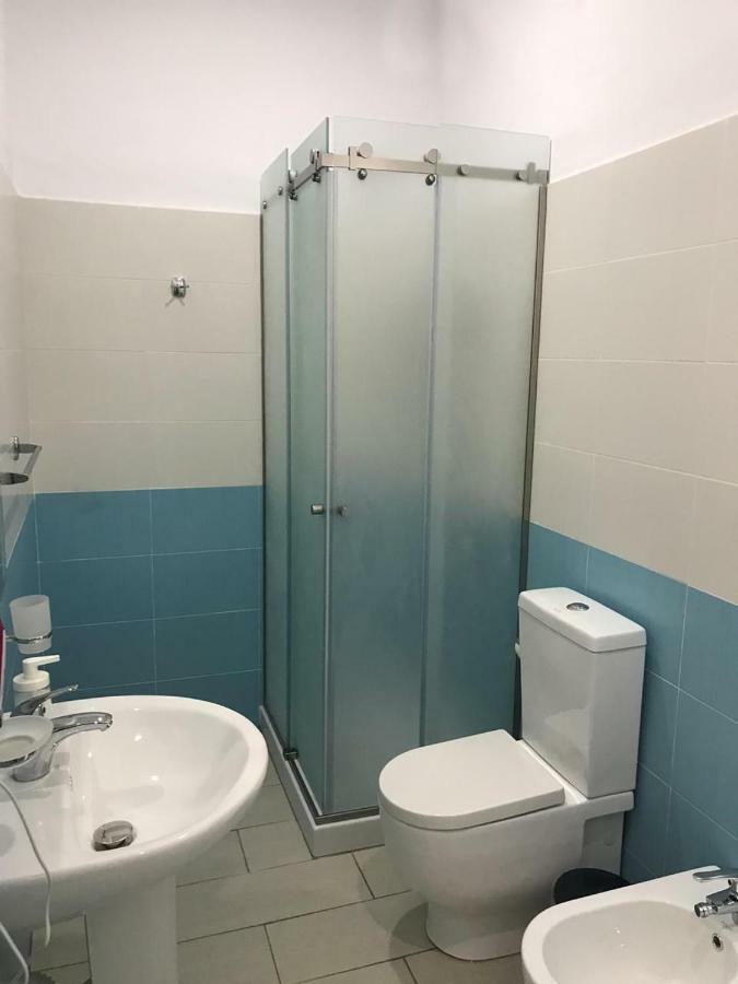 Vlorë Bregu D.Etit. B&B 외부 사진
